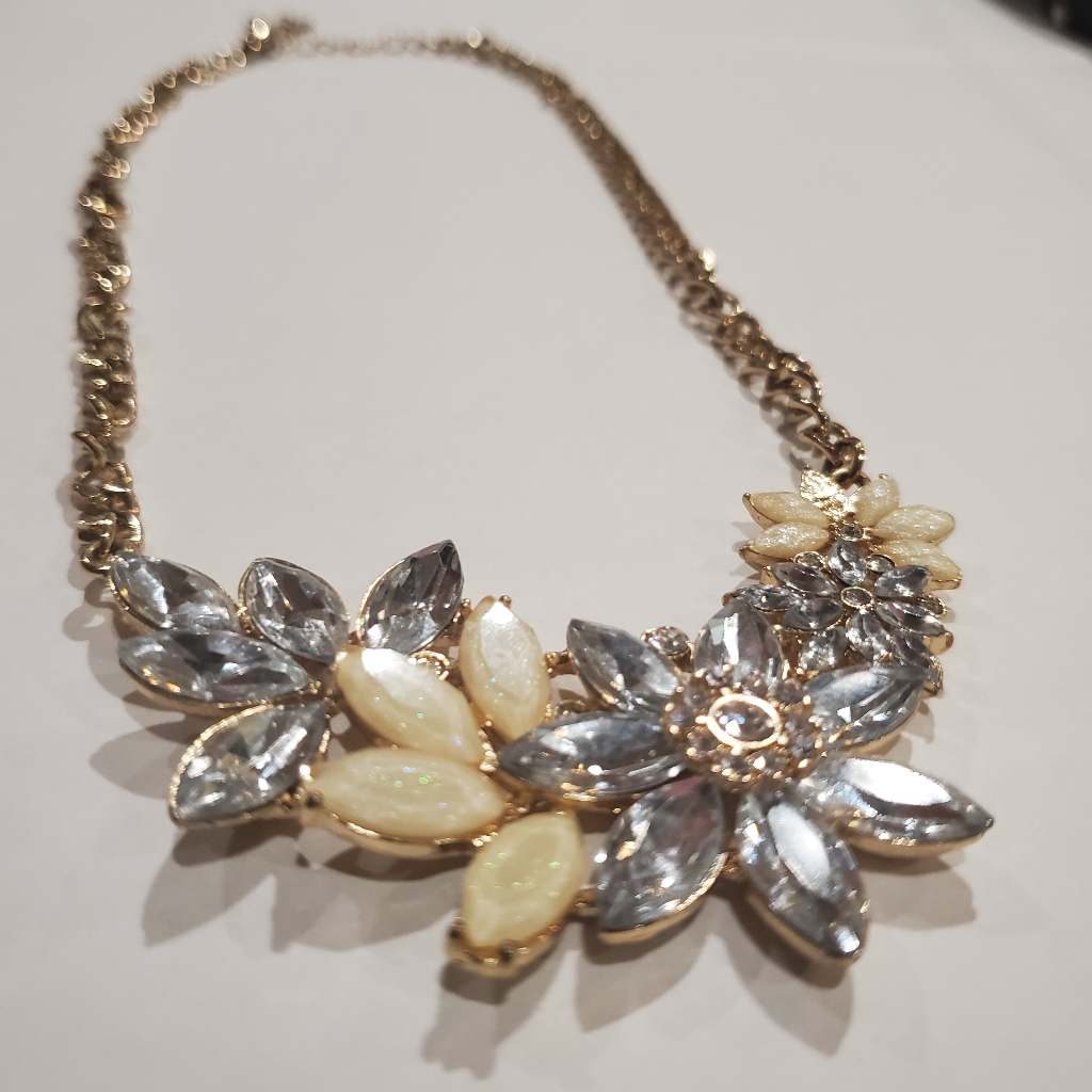 Claire's Statement Necklace